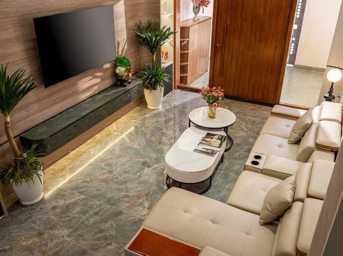 Bán nhà 4 tầng 6 PN 310 m² mặt tiền Lương Thế Vinh, Đà Nẵng - Ảnh thu nhỏ 2