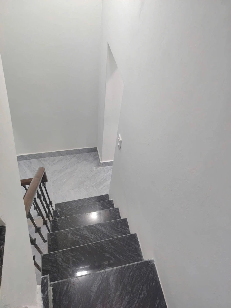 Bán nhà ngõ rộng 35m² Lam Sơn gần chợ Cầu Cáp - Ảnh thu nhỏ 4