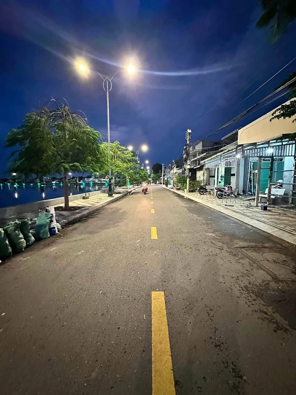 Nhà C4 view hồ 100m2 Văn Thánh 2, Phan Thiết 3.3 tỷ