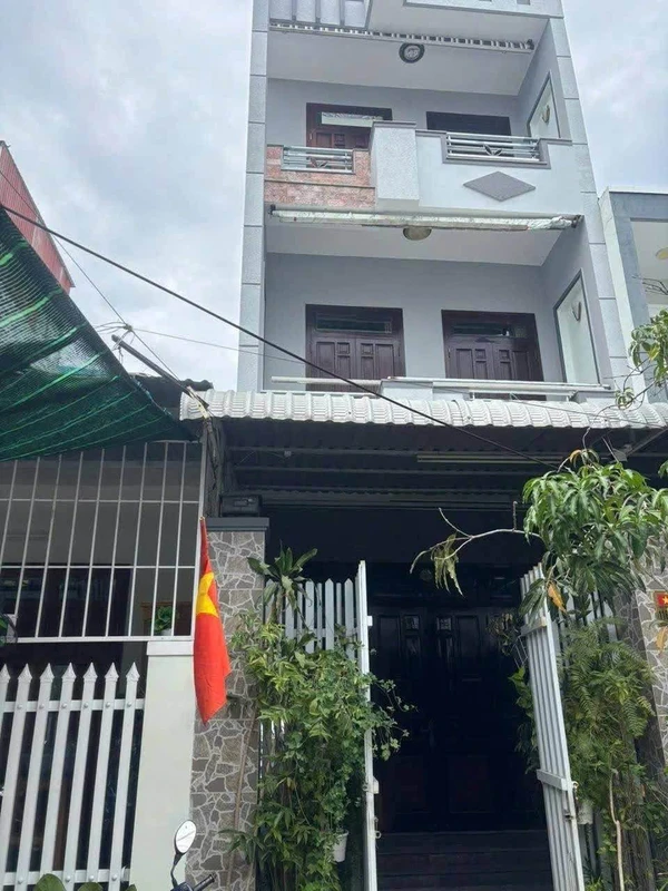 Bán nhà 3 tầng 73.4m² Phước Long Nha Trang 4.4 tỷ