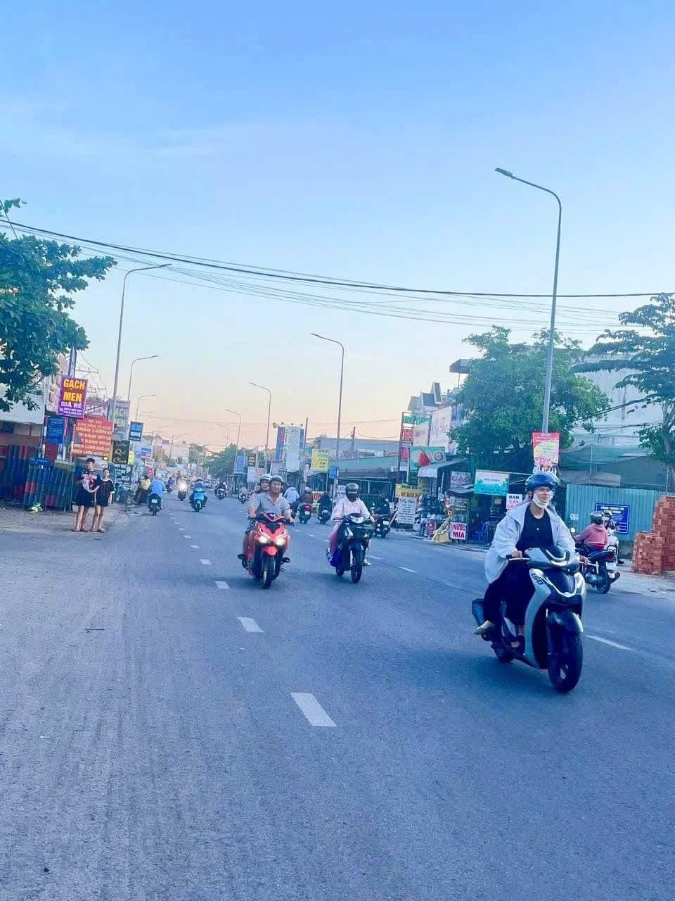 Bán nhà xưởng 460m2 mặt tiền Đồng Khởi, Đồng Nai - 17 tỷ - Ảnh 1