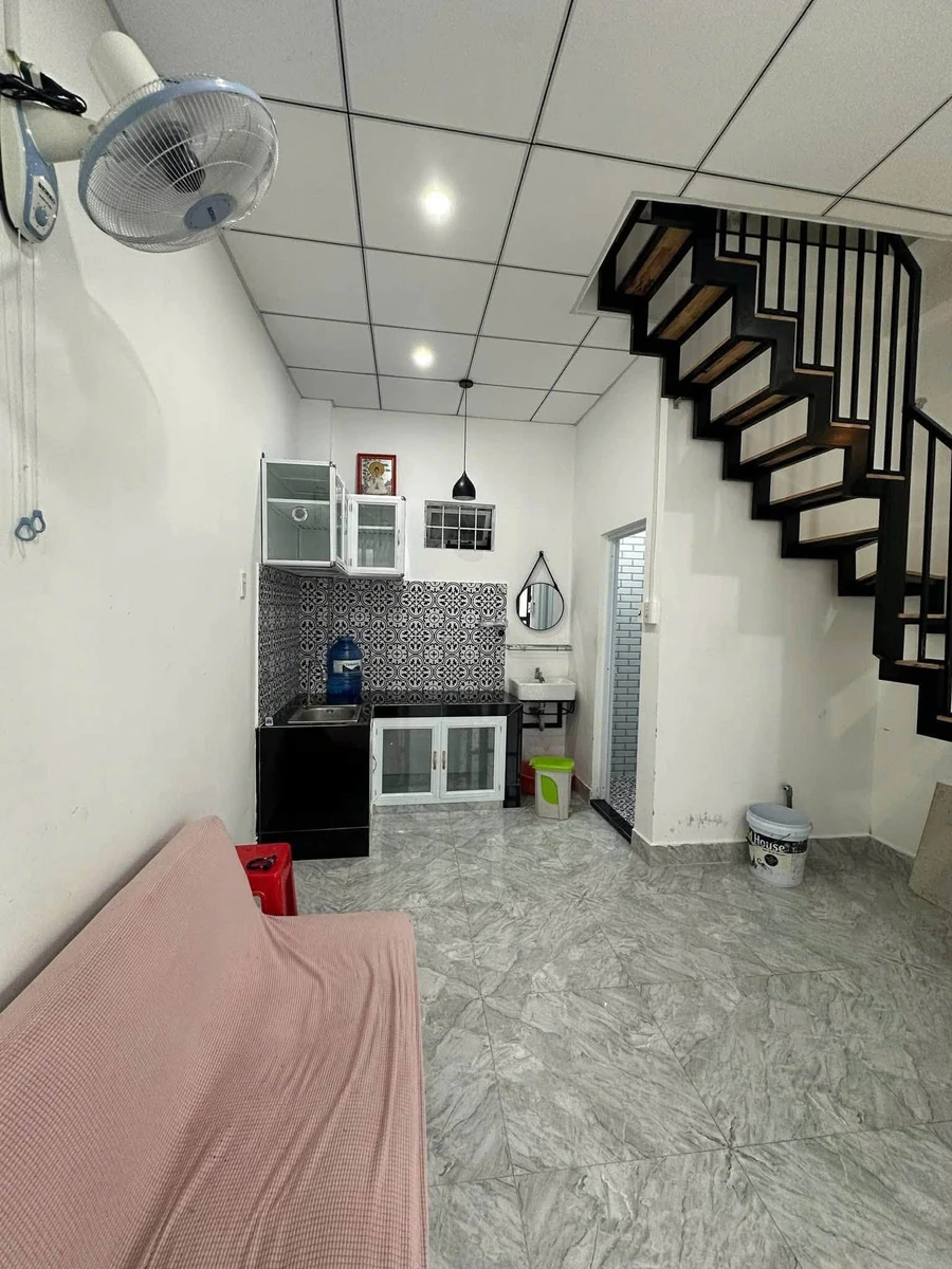 Cho thuê nhà hẻm 30m2, 1PN, 1WC, đầy đủ nội thất ở Rạch Giá - Ảnh thu nhỏ 2