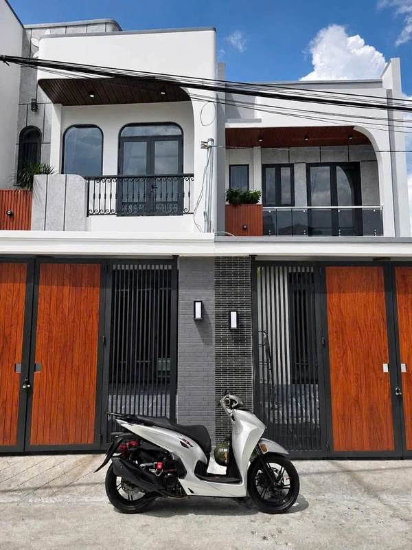 Bán nhà 1 trệt 1 lầu 80m2 sổ riêng thổ cư gần chợ Phú Thọ, Trảng Dài