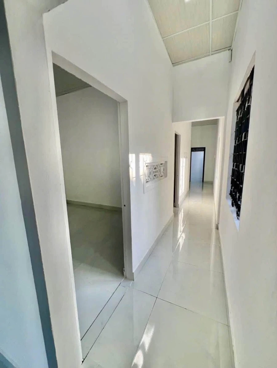 Bán nhà cấp 4 103m2 giá 8xx triệu Bình Tân - Ảnh thu nhỏ 3