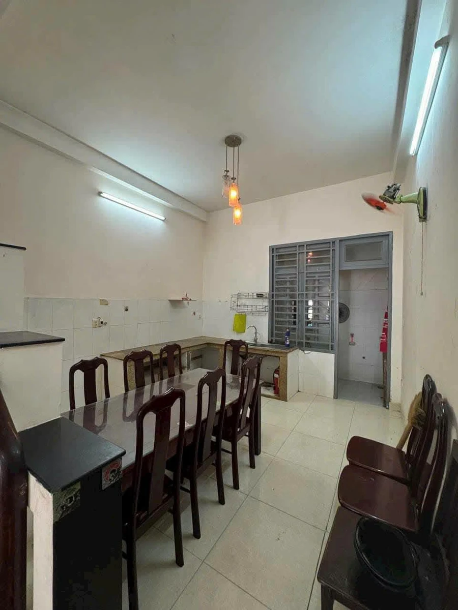 Cho thuê nhà nguyên căn 4PN 68m² gần chợ Hạnh Thông Tây - Ảnh thu nhỏ 4