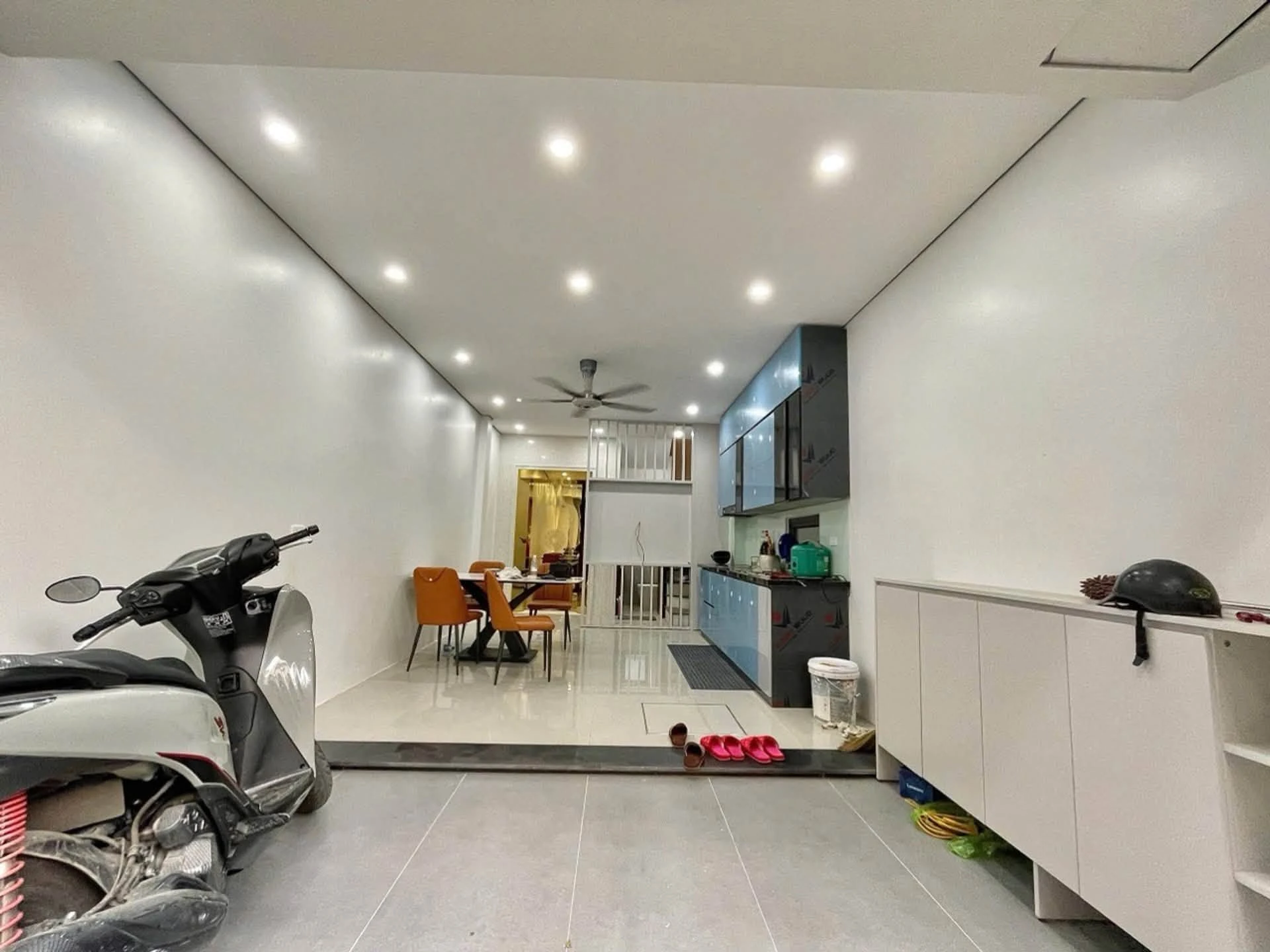 Bán nhà 6 tầng Thạch Bàn 39m² 10.25 tỷ - Ảnh 1