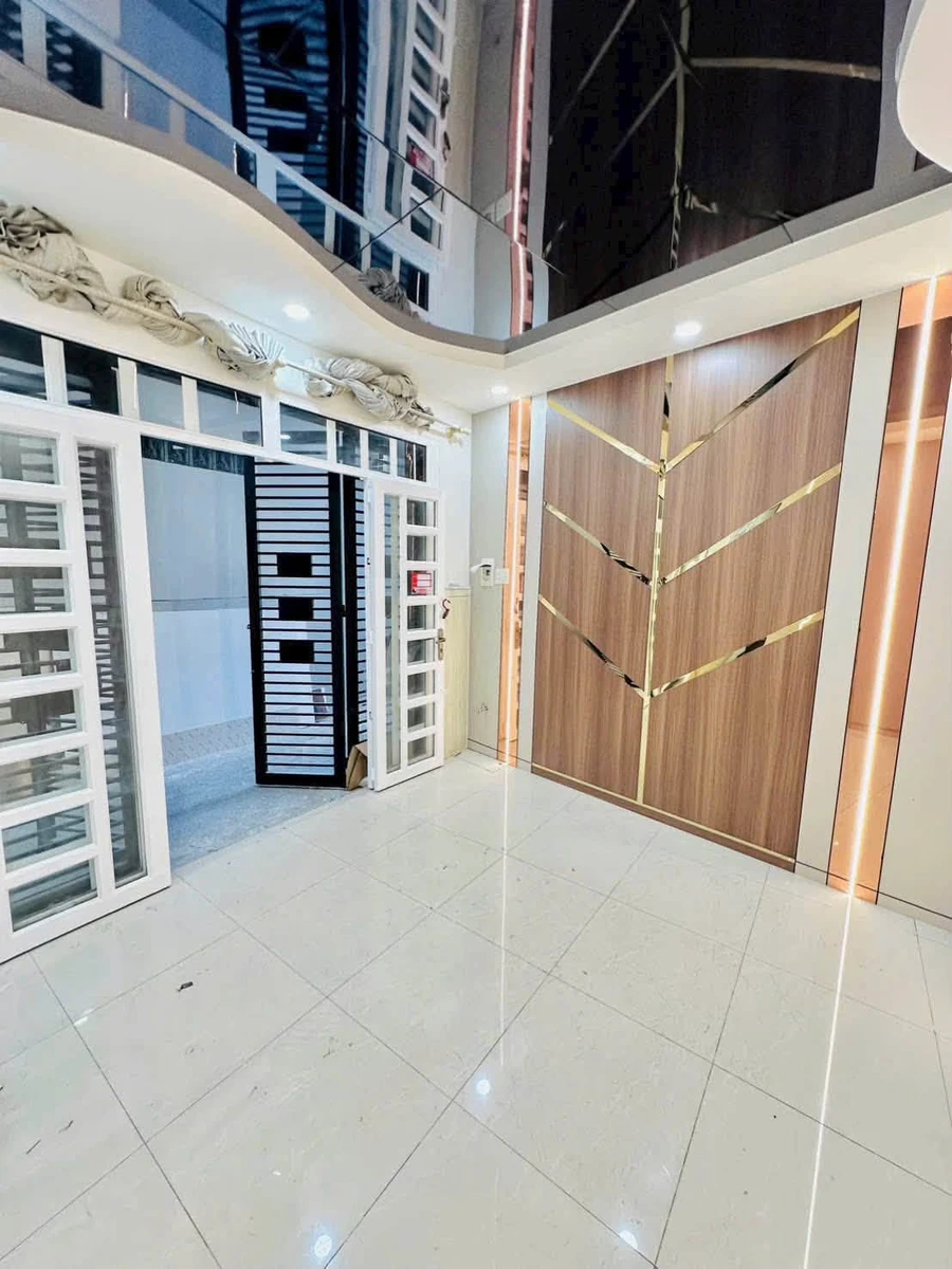 Bán nhà 4 tầng 22.6m2 gần mặt tiền Tôn Đản, Phường 4, Quận 4, giá 4.25 tỷ - Ảnh thu nhỏ 5