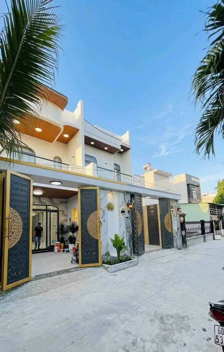 Bán nhà sổ hồng 120m² 3 phòng Hóc Môn, gần chợ - Ảnh 1