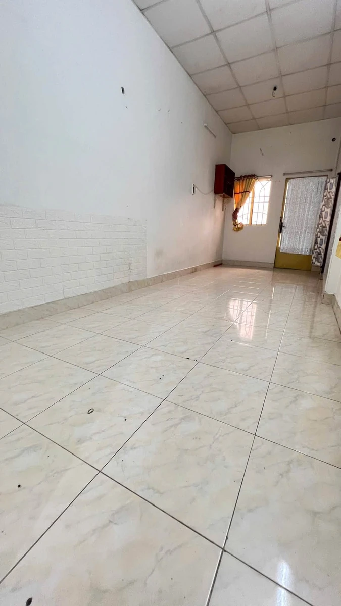 Bán nhà 2 tầng 72 m2 gần chợ Bà Chiểu Bình Thạnh - Ảnh thu nhỏ 2