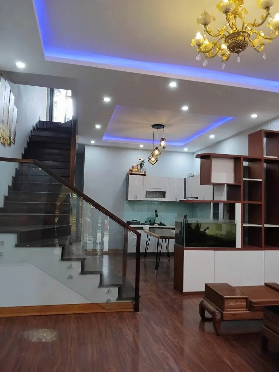 Bán nhà hẻm 80m² 3PN 2WC Phạm Ngũ Lão 3 tỷ 650 - Ảnh 1