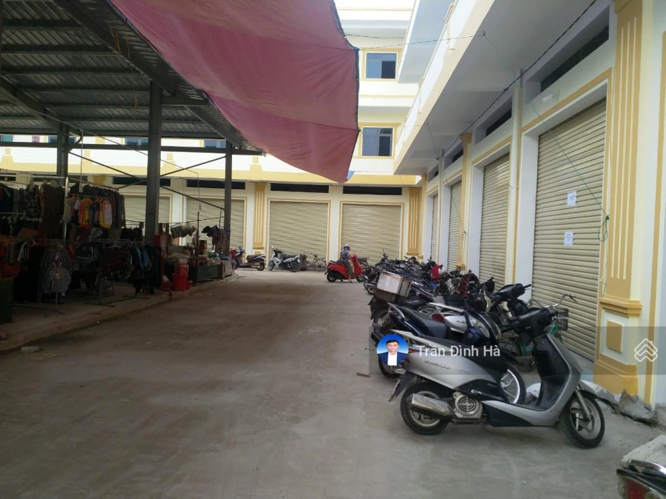 Chính chủ bán kiot chợ Bình Hương, P. Thạch Trung, 18m2, MT 4.0m, 300 triệu Hà Tĩnh - Ảnh thu nhỏ 4