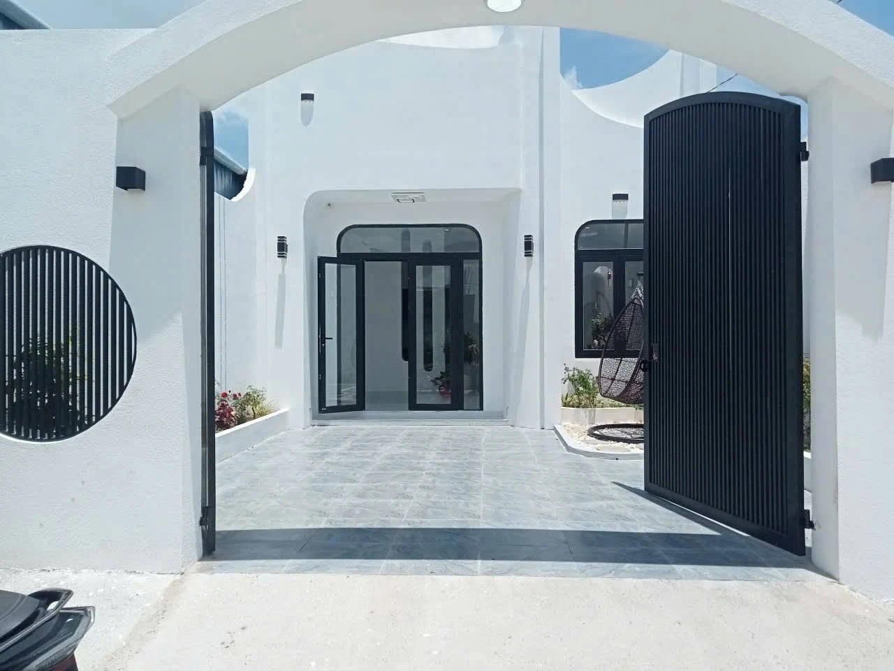 Nhà mới 2PN, 105m2 gần ga Lê Duẩn, Bình Thuận, 1,85 tỷ - Ảnh 1