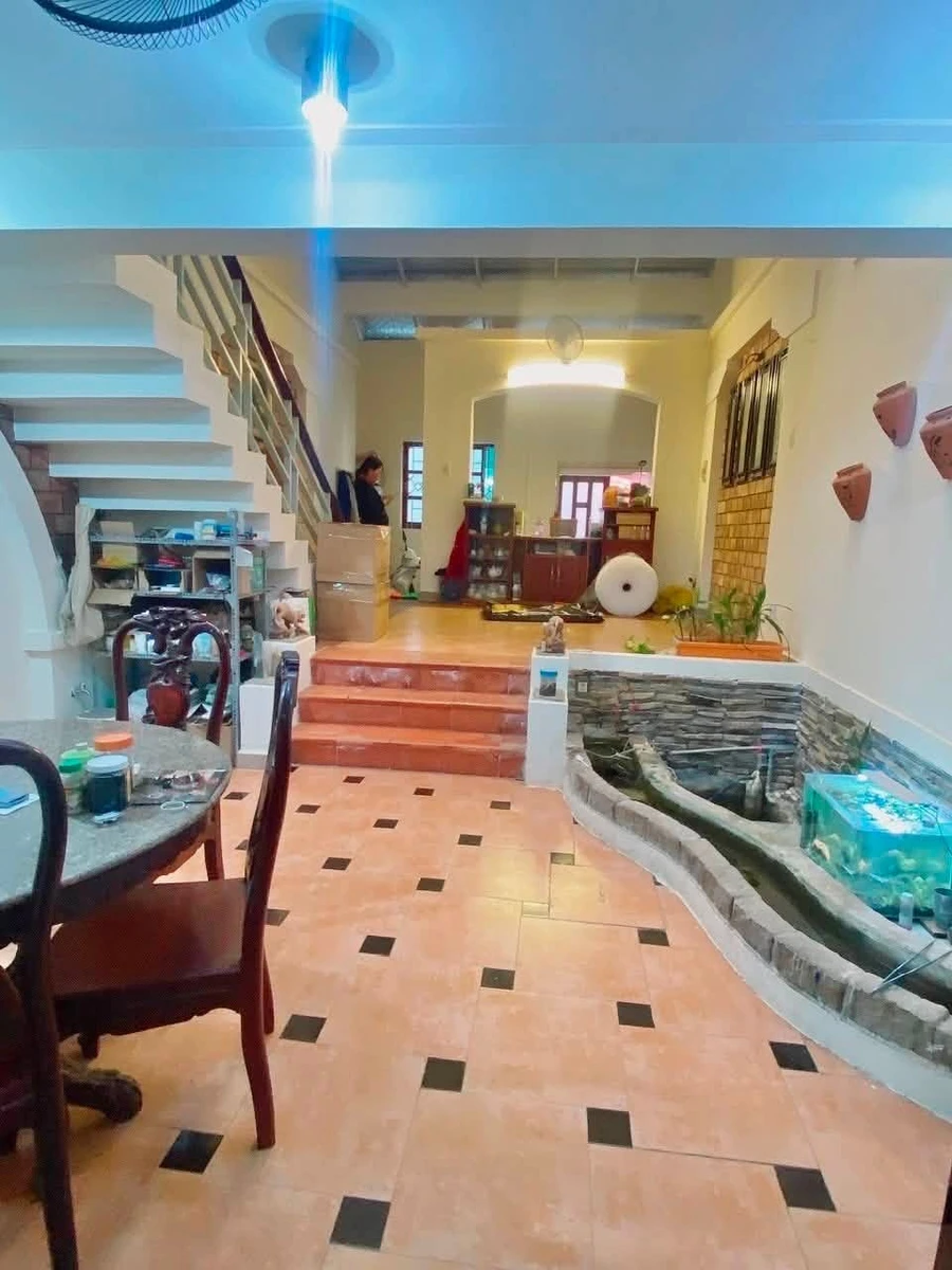Bán nhà hẻm thông Tô Hiến Thành, 130m2, 4PN, giá hơn 15 tỷ, Quận 10 - Ảnh 1