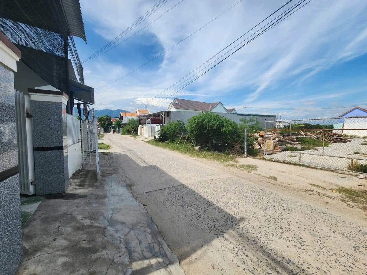 Bán lô đất mặt tiền 438m2 Dã Tượng, Khánh Hòa - Ảnh thu nhỏ 2