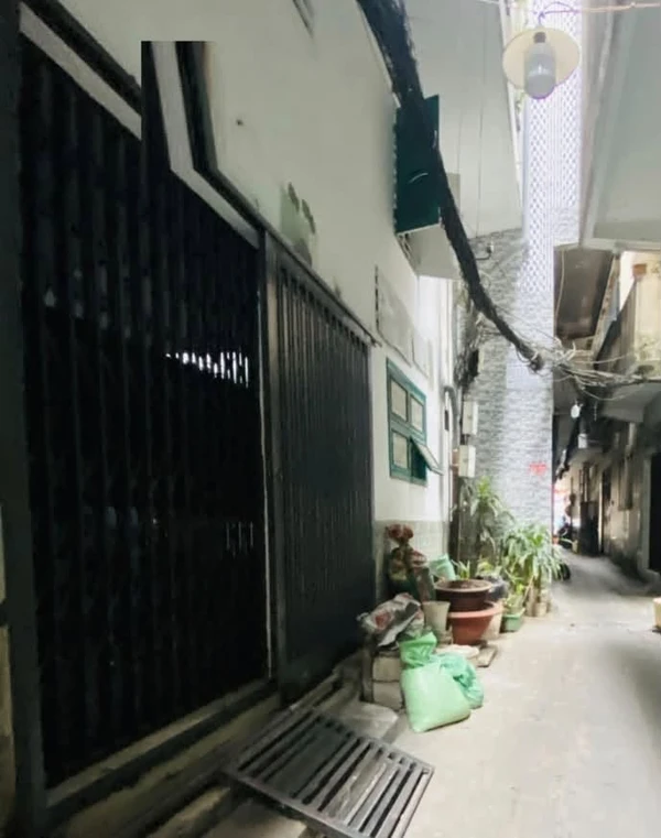 Bán nhà hẻm 3 mặt thoáng Lê Hồng Phong, 30m2, 2 tầng 2PN, giá 4,45 tỷ