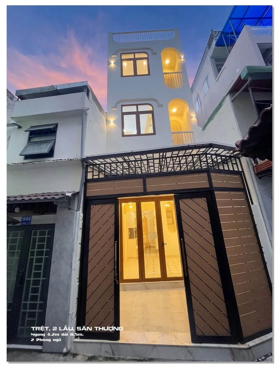 Bán nhà phố phong cách Wabi Sabi 2 phòng ngủ 5,4 tỷ Quận 4 - Ảnh 1
