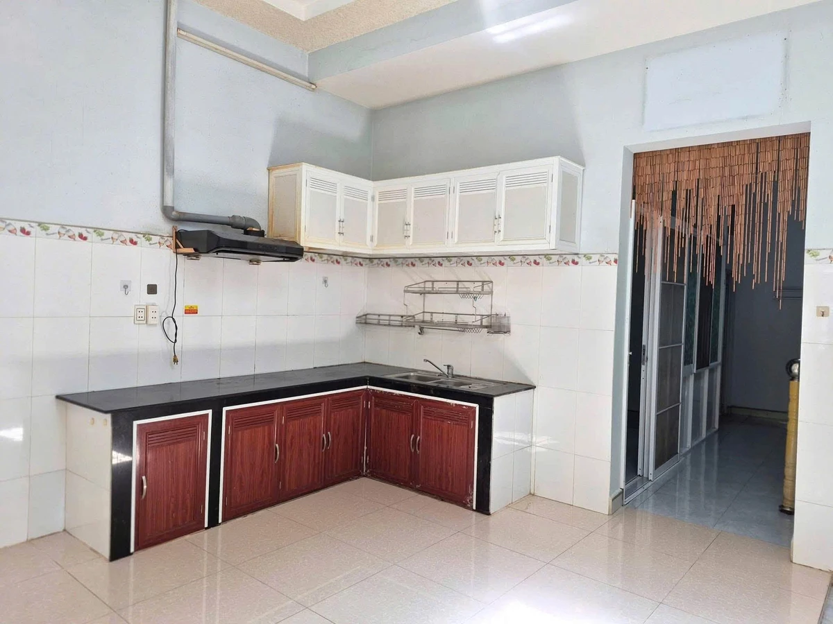Bán nhà 1 trệt 1 gác 80,7m2 trung tâm Phường 4, Vũng Tàu giá 4,2 tỷ - Ảnh thu nhỏ 4