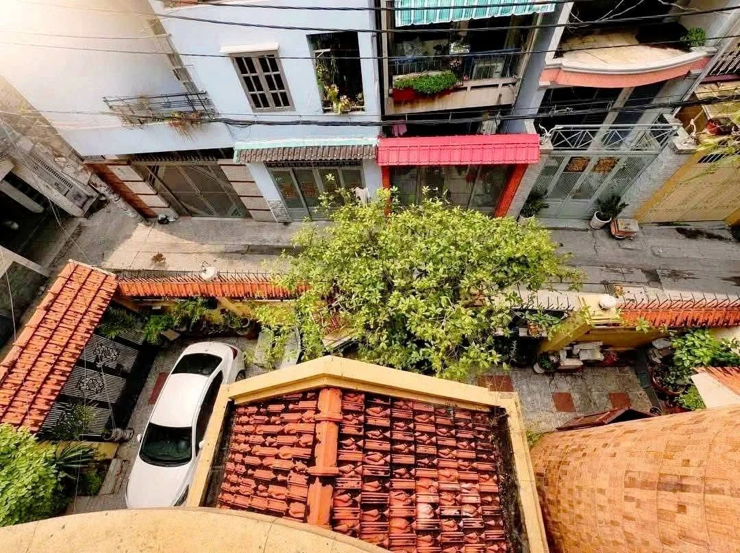 Bán biệt thự khu Phan Xích Long, Phú Nhuận, 241m2, hẻm xe hơi, giá 38 tỷ - Ảnh thu nhỏ 4