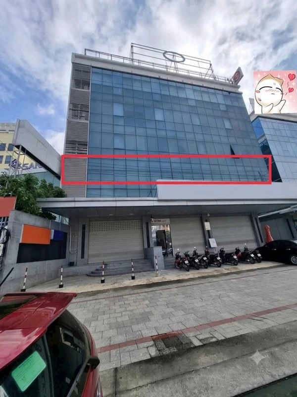 Cho thuê tầng 2 tòa nhà 380m² phố Ngân hàng Thủ Dầu Một 55 triệu/tháng