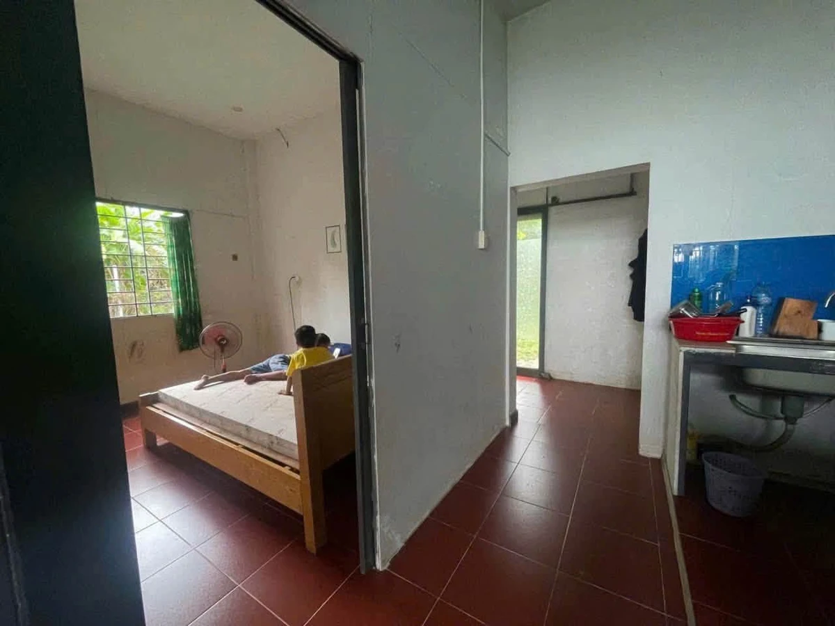 Cho thuê nhà sân vườn 300m², 2PN ở Hòa Long, Bình Dương - Ảnh thu nhỏ 3