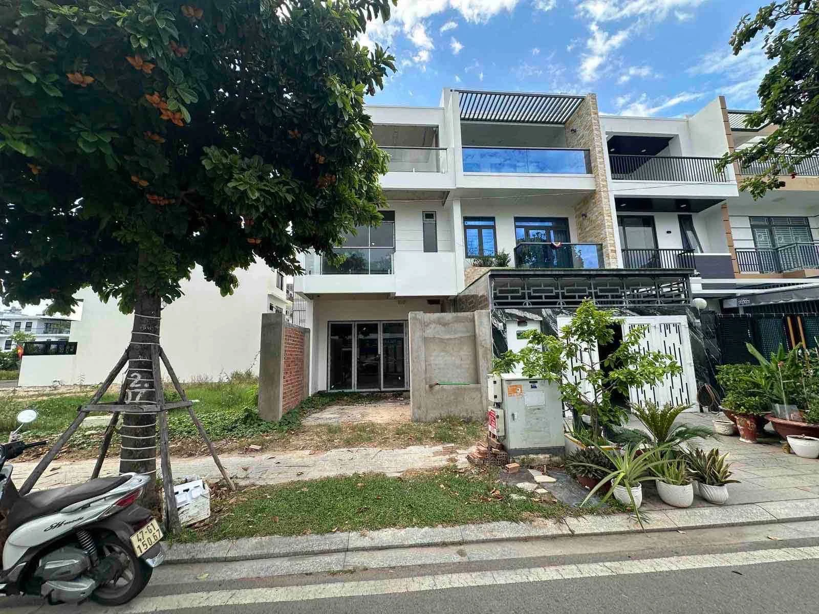 Bán nhà thô 100m² 3 tầng Gói 7 An Khánh Nhà Bè 6,8 tỷ - Ảnh 1