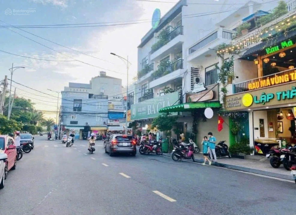 Bán nhà mặt tiền Đồ Chiểu vị trí siêu đẹp sát biển và công viên Bãi Trước giá 16,5 tỷ TL - Ảnh thu nhỏ 3