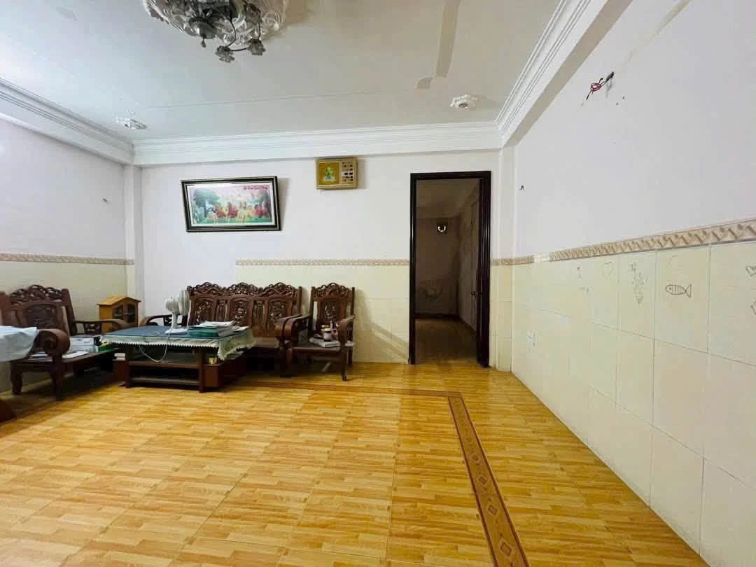 Bán nhà 3 tầng 100m² mặt tiền Phạm Văn Bạch, Hải Châu, Đà Nẵng - Ảnh thu nhỏ 3