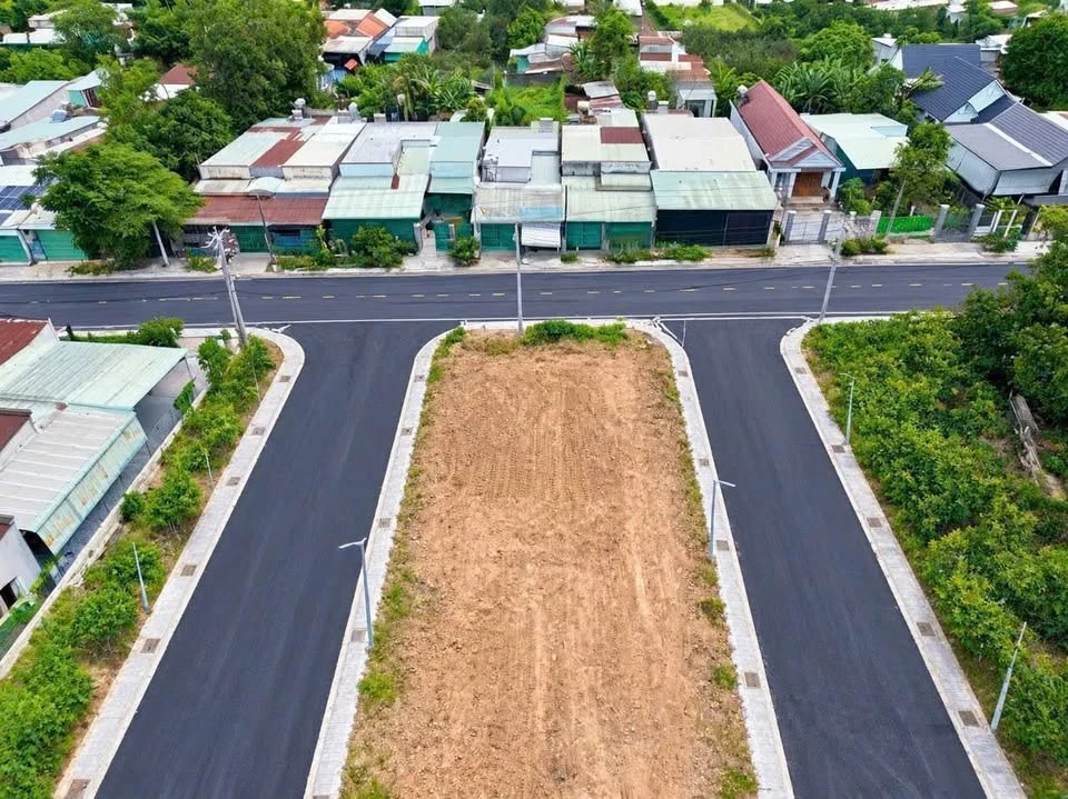 Bán đất mặt tiền Hương Lộ 15, Bình Chánh, từ 1,3 tỷ - Ảnh 1