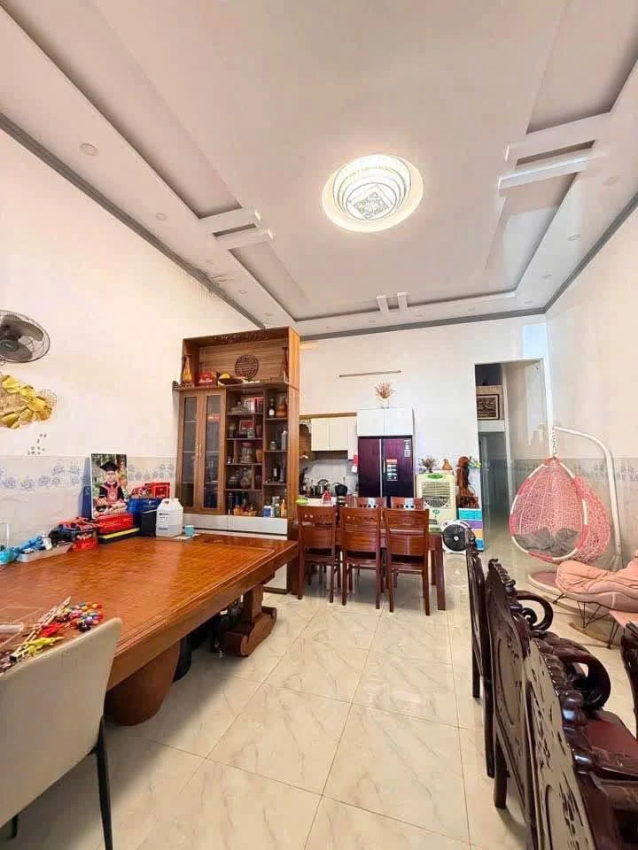 Bán nhà mê lửng 3PN sân ô tô 100m² Tân Phú giá 3.3 tỷ - Ảnh thu nhỏ 4