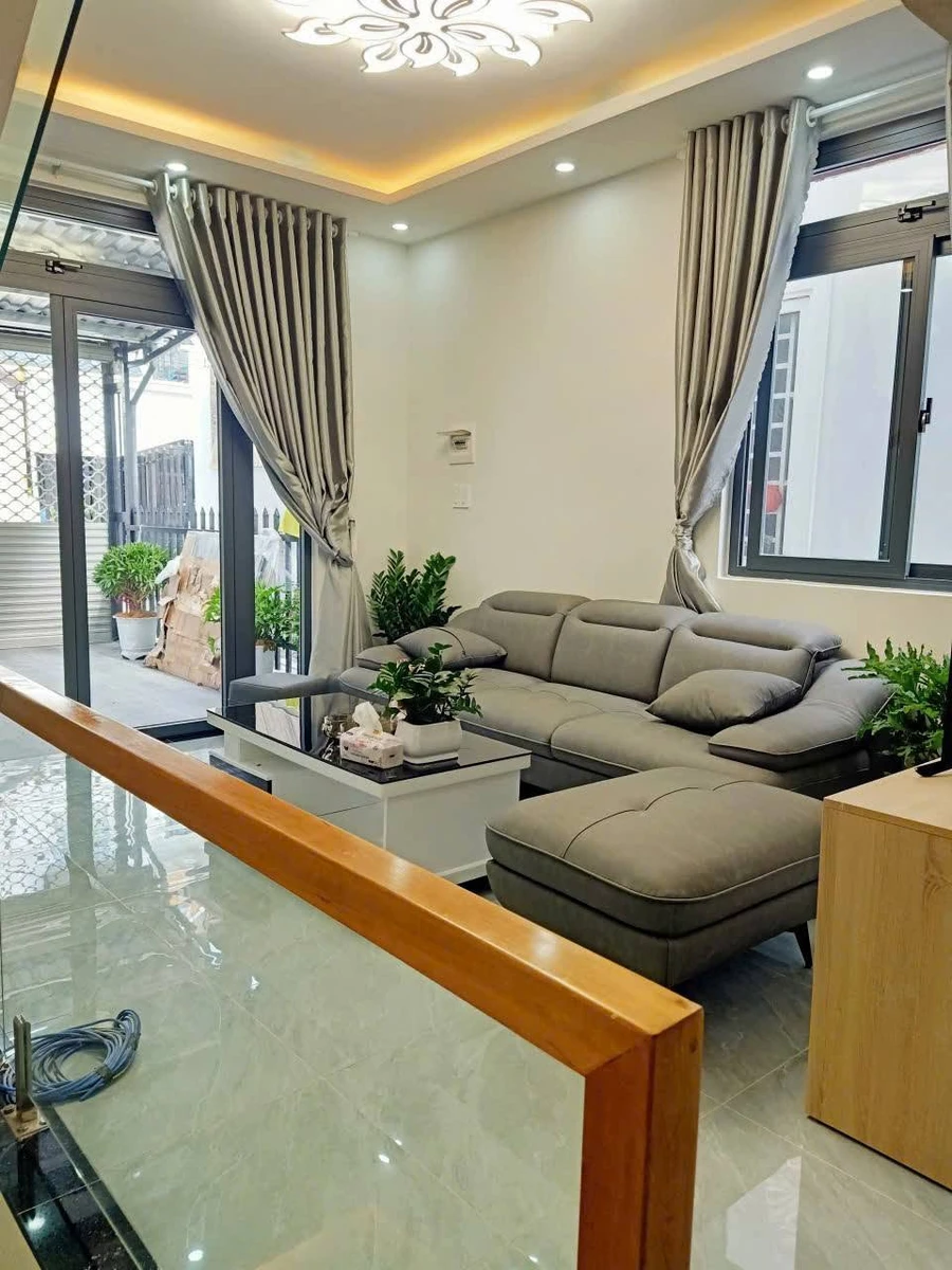Bán nhà mặt tiền 70m² 4 phòng ngủ Đà Lạt 4 tỷ 550 - Ảnh thu nhỏ 3