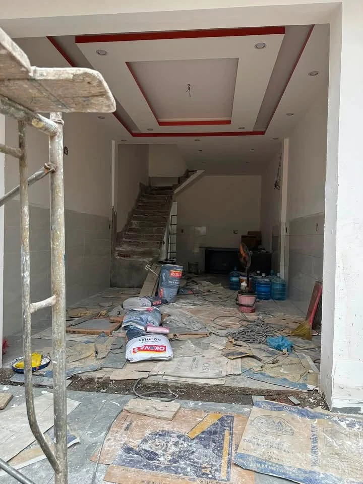 Bán nhà 2 tầng 117m² Nguyễn Chí Thanh, có sân ô tô - Ảnh thu nhỏ 3