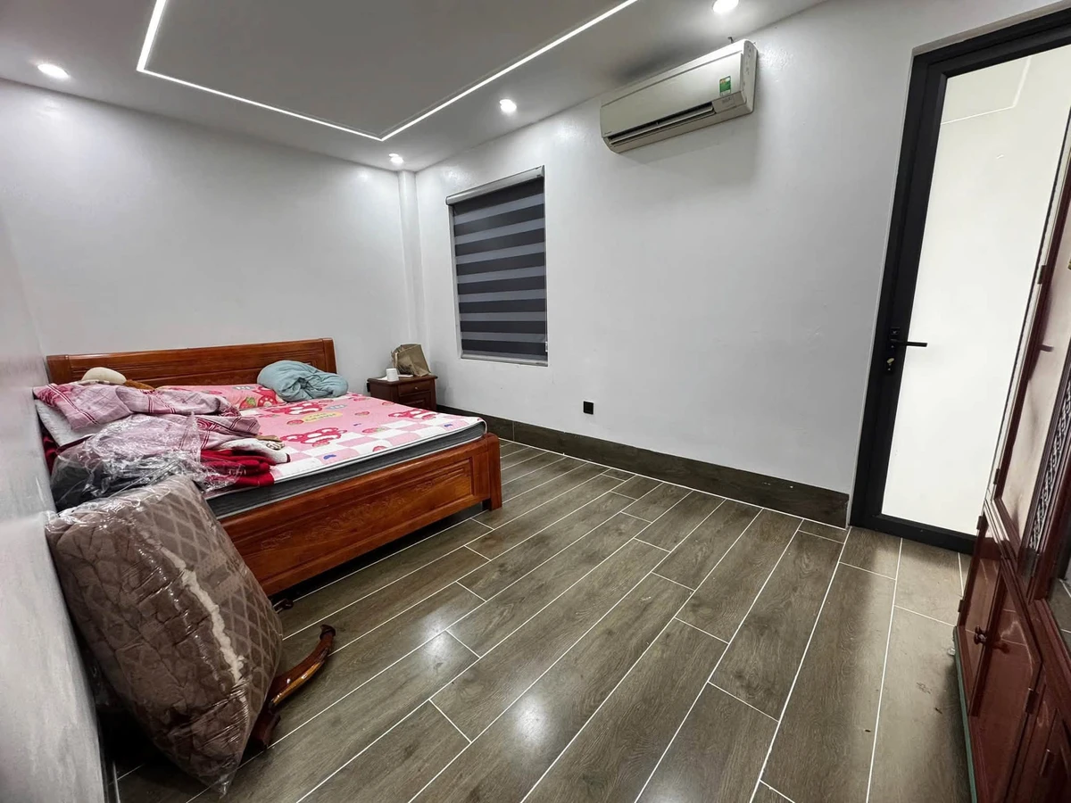 Bán nhà 3 tầng 4 phòng ngủ 100m² Nguyễn Trãi 2,4 tỷ - Ảnh thu nhỏ 5