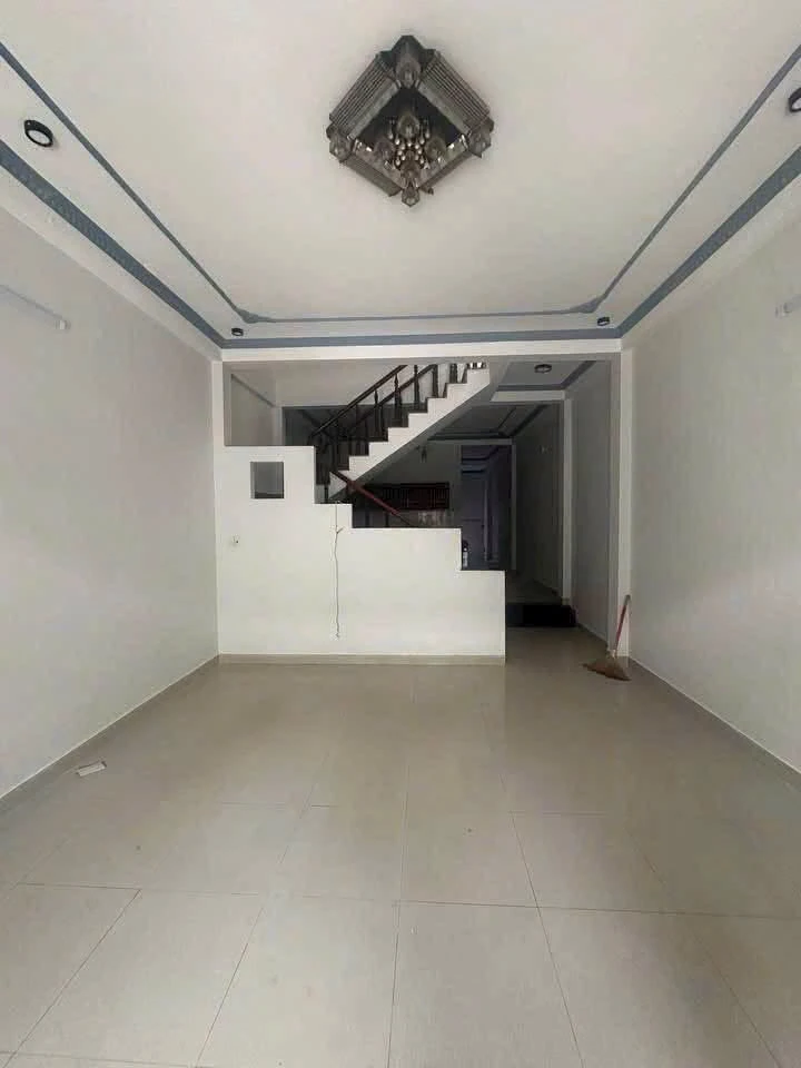 Nhà 2 tầng 3PN 184m² TĐC Hòa Sơn 6 bán - Ảnh thu nhỏ 3