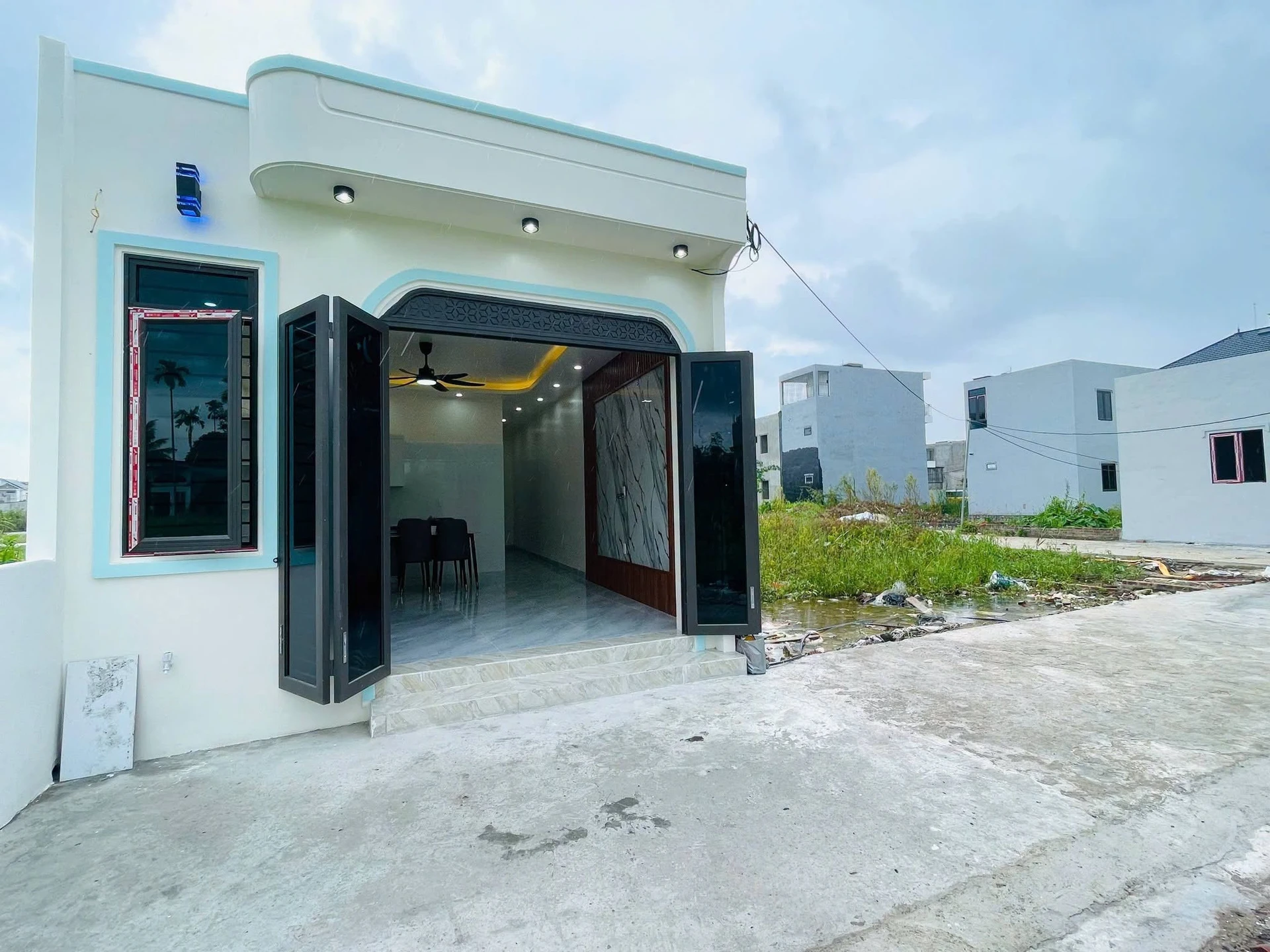 Bán nhà cấp 4 Văn Xá Quốc Tuấn, 63m2, 2PN, 1ty099tr - Ảnh 1
