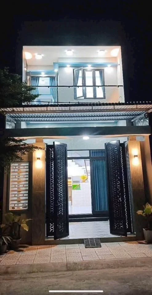 Bán nhà 2 mê 117m2, 3PN, giá 3,2 tỷ khu Mỹ Khánh, Phú Mỹ Hưng - Ảnh 1