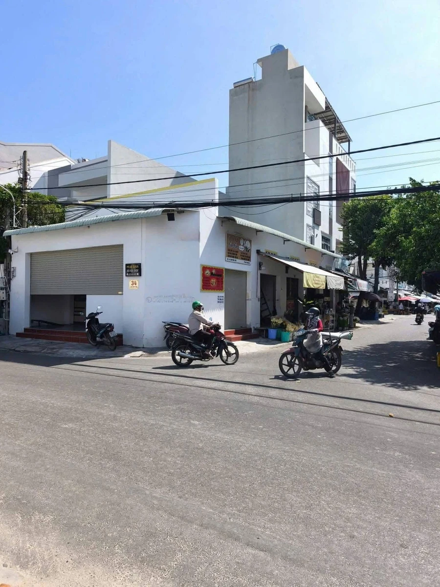 Bán nhà góc 2 mặt tiền Lê Văn Phấn, Phan Thiết, 150m2, 11 tỷ - Ảnh thu nhỏ 2