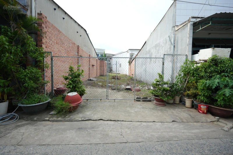 Bán đất tại Đường Hồ Văn Leo, 5 tỷ, 235 m2, mặt tiền 6.75m, pháp lý đầy đủ