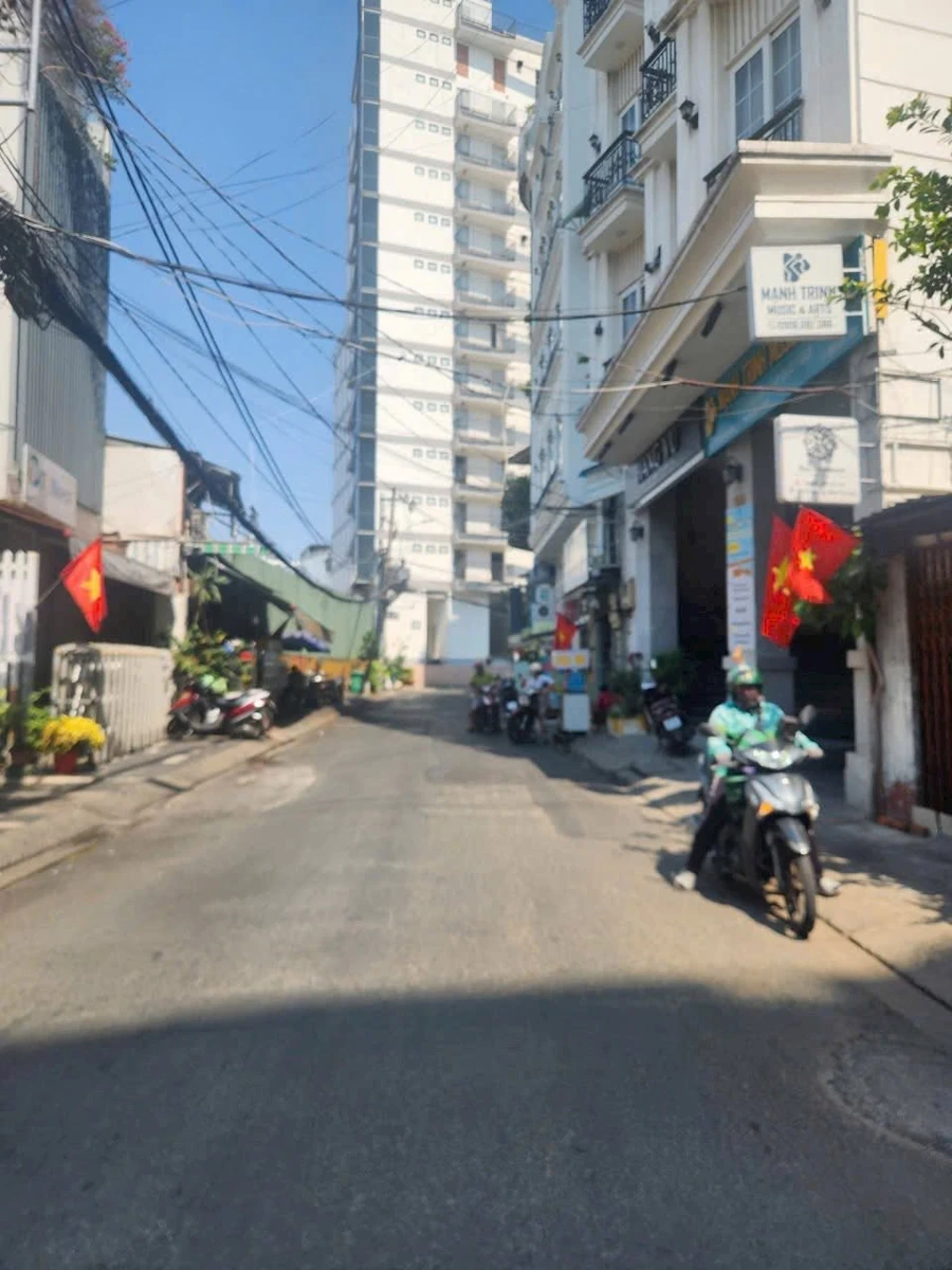 Bán nhà hẻm xe hơi Bình Thạnh 81m2, 7PN, 14 tỷ - Ảnh 1