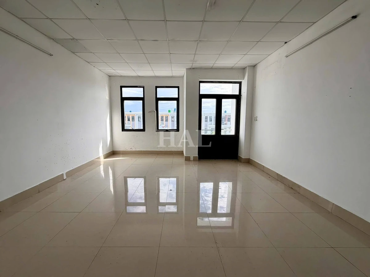 Cho thuê nhà 2 căn mặt tiền Rạch Giá 100m² 10 tr/tháng - Ảnh thu nhỏ 4