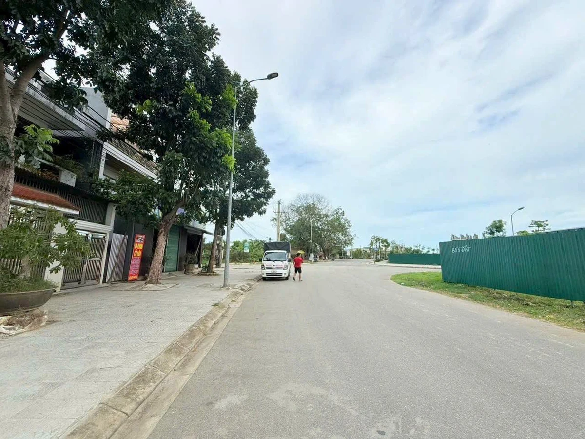 Bán đất mặt tiền Nguyễn Lộ Trạch, Huế 819m2, 7,3 tỷ - Ảnh thu nhỏ 2