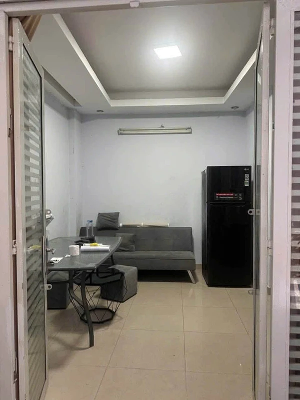 Nhà thuê 2 PN 2 WC Ba Gác Lý Thái Tổ Quận 10 - 9 triệu/tháng