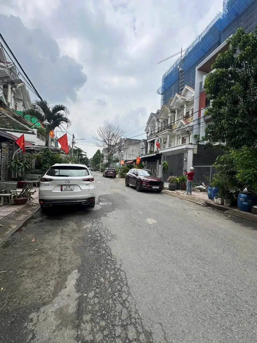 Bán đất 90m2 thổ cư 100% giá 4,2 tỷ tại Phường Dĩ An, Dĩ An, Bình Dương - Ảnh thu nhỏ 2