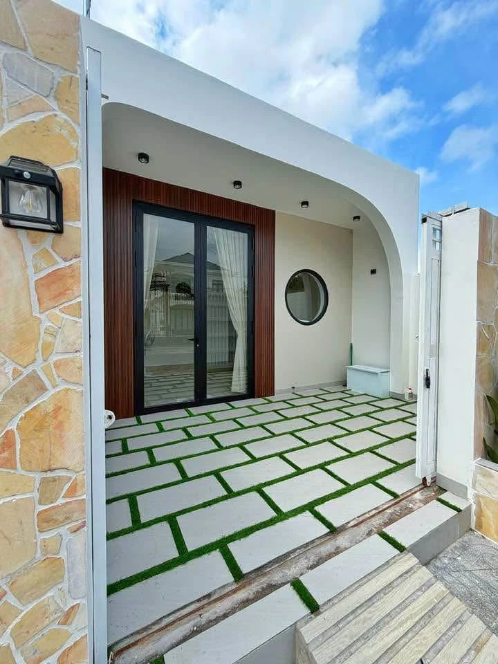 Bán nhà mới 95m² 2 phòng ngủ Xã Hoà Long Bà Rịa - Ảnh 1