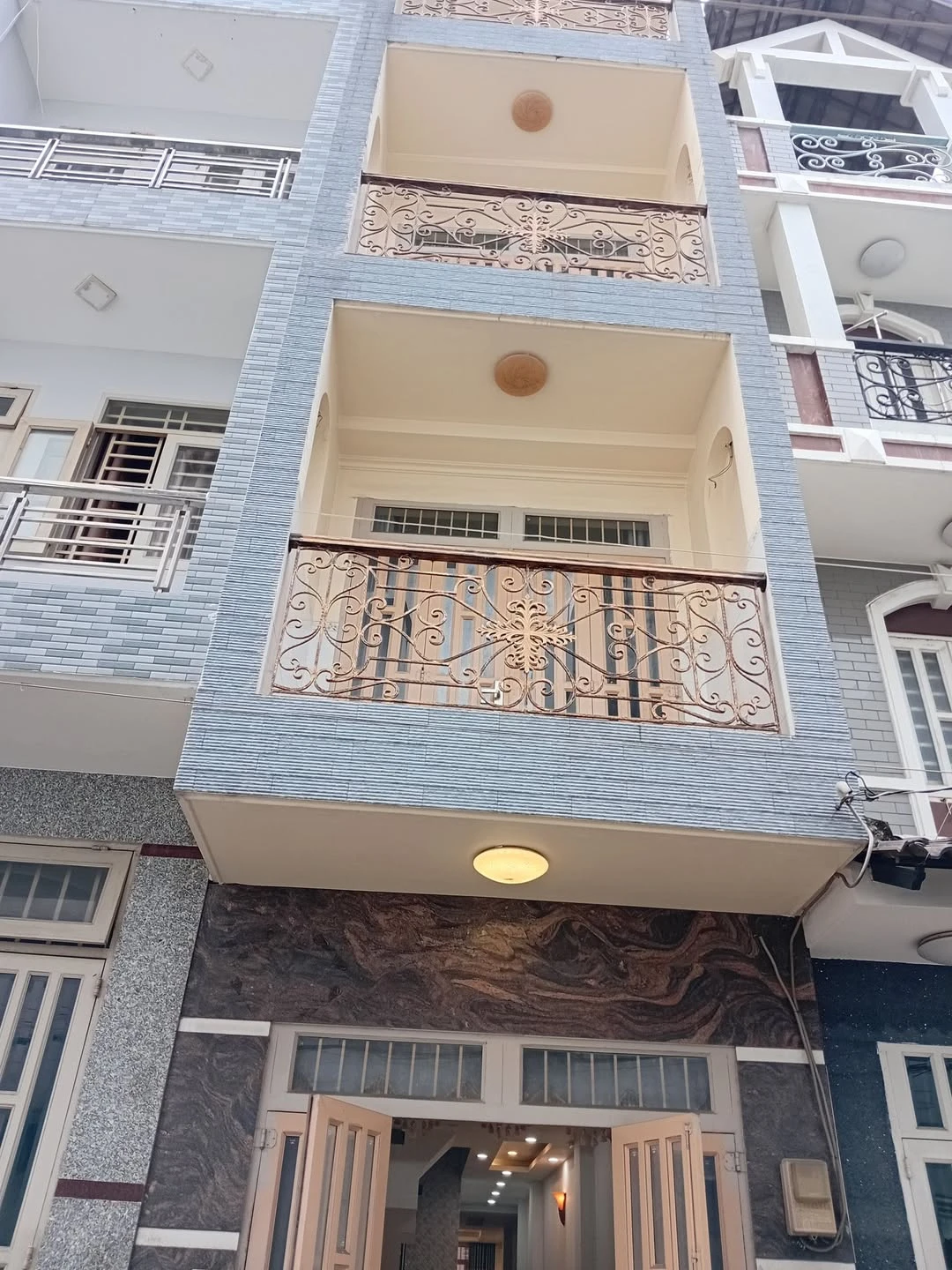 Cho thuê nhà nguyên căn hẻm ô tô Lê Đức Thọ, 4PN, 3WC, 69m², Quận 2 - Ảnh 1