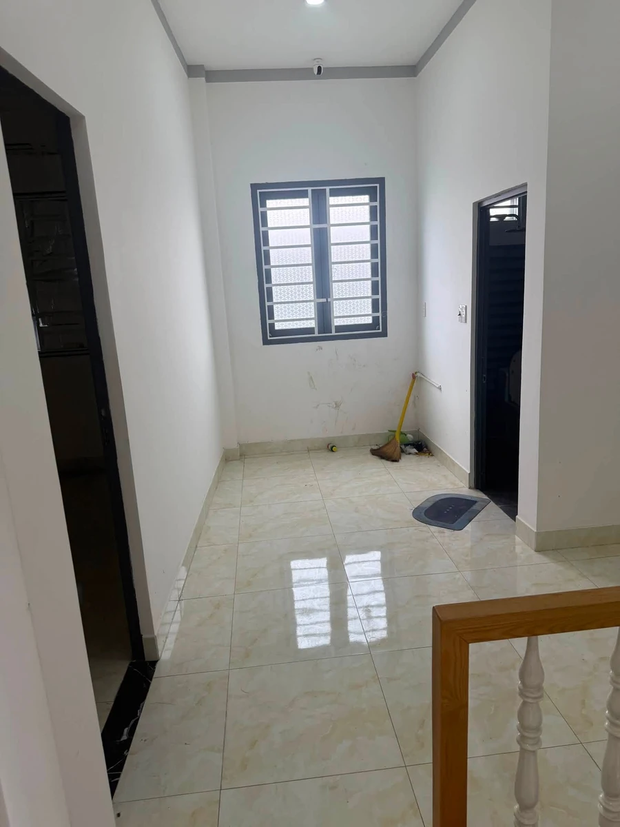 Bán nhà 1 trệt 1 lầu 130m² Phường Biên Hòa 2.5 tỷ - Ảnh thu nhỏ 3
