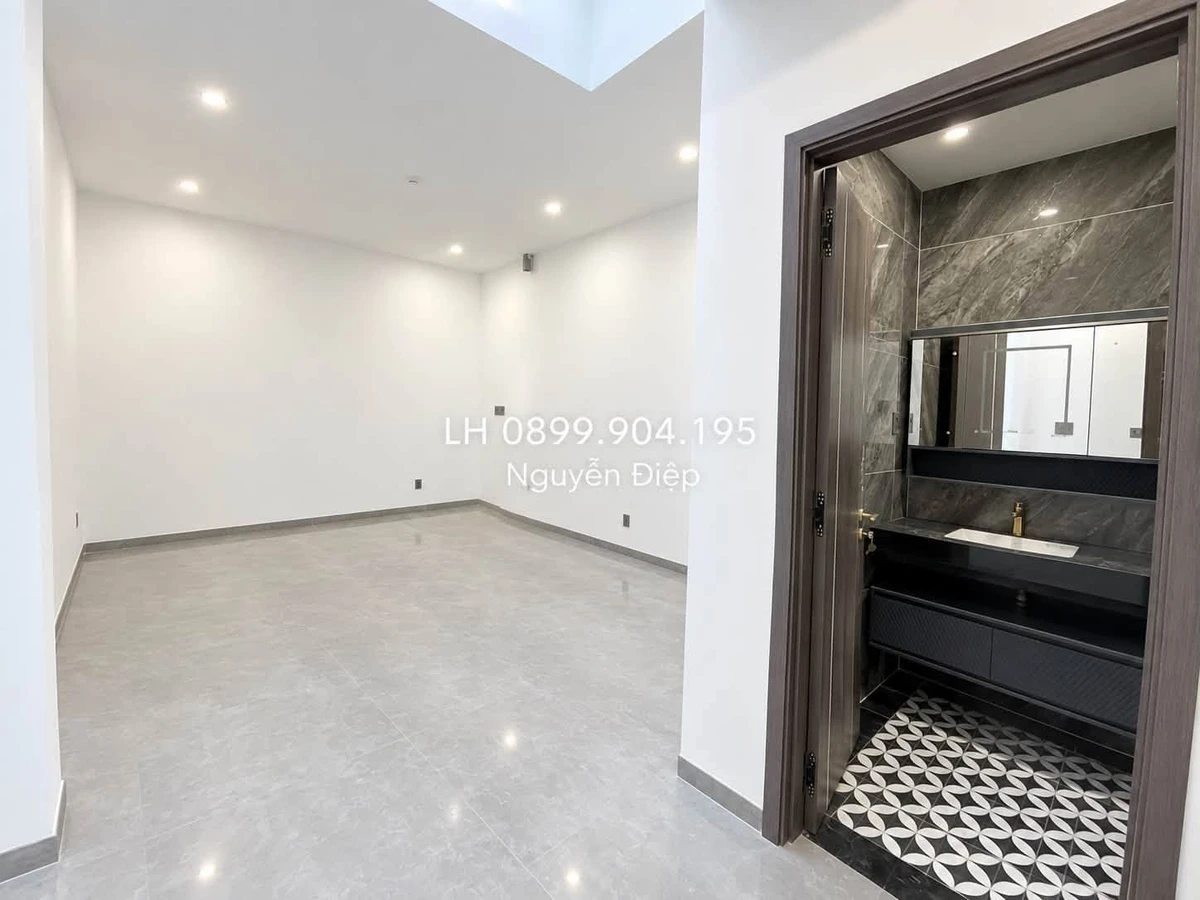 Cho thuê nhà nguyên căn 4 tầng 72m² mặt tiền Đinh Tiên Hoàng Quận 1 - Ảnh thu nhỏ 2