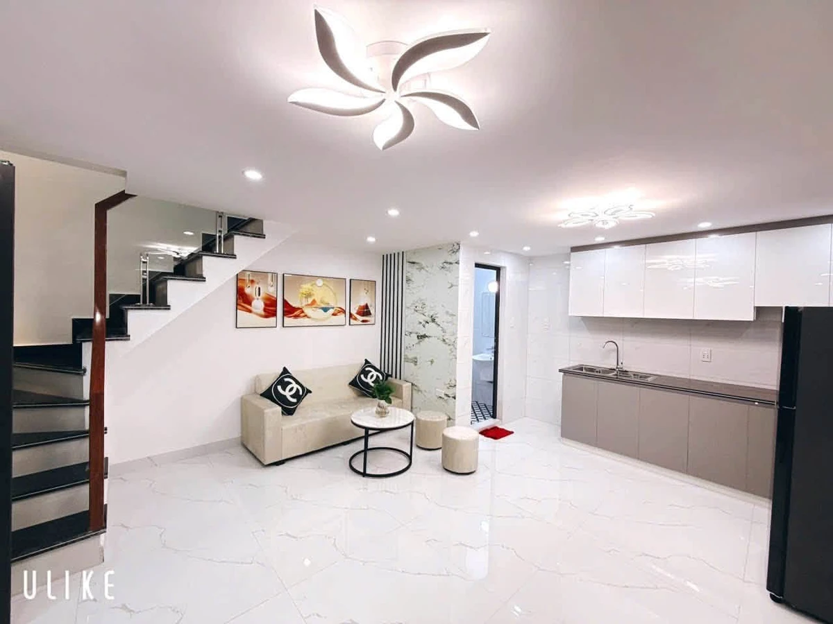 Bán nhà 2 tầng 80m² Phạm Hữu Điều Quận 1 1,95 tỷ - Ảnh thu nhỏ 5