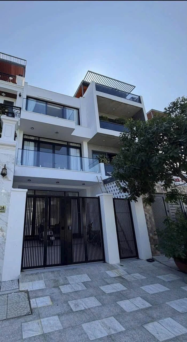 Bán nhà 4PN Mỹ Gia 5, Khánh Hòa, 100m2, 8,99 tỷ - Ảnh 1