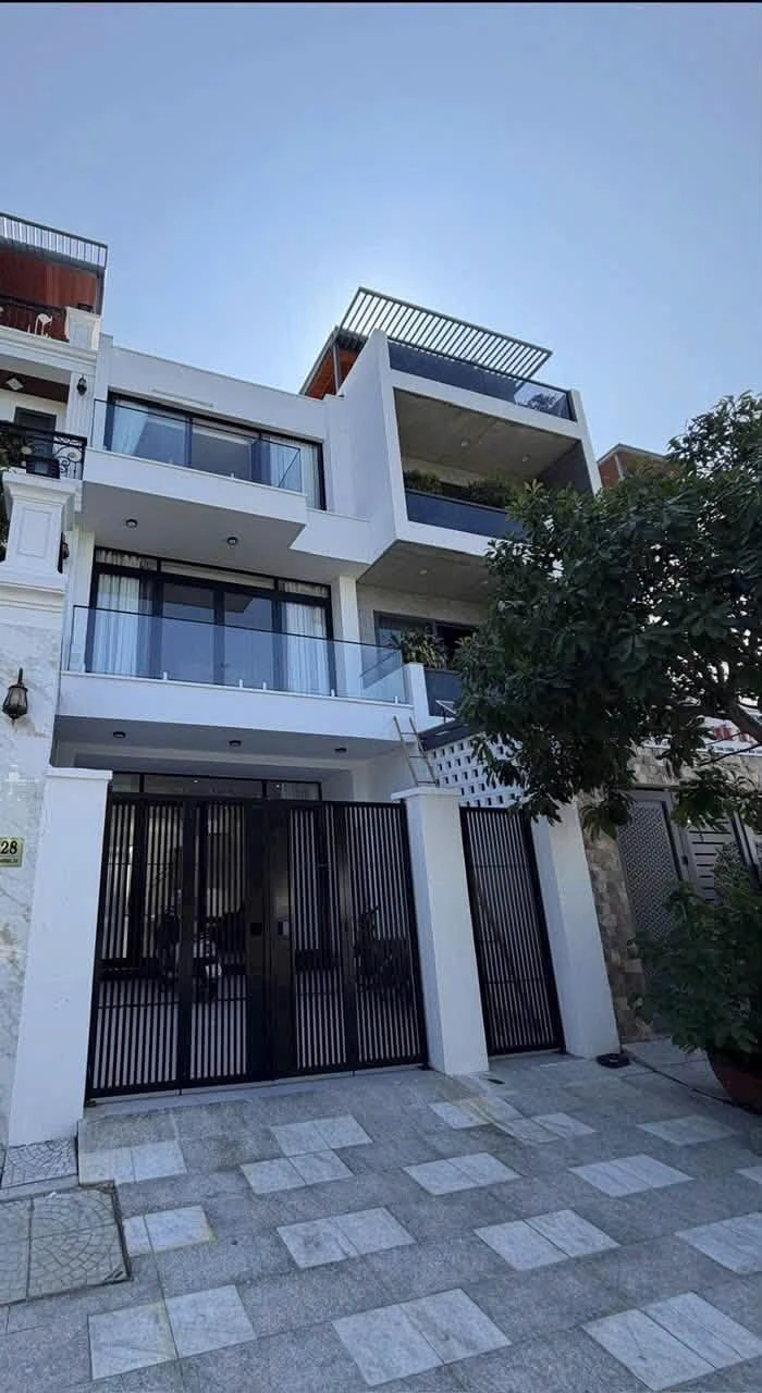 Bán nhà 4PN Mỹ Gia 5, Khánh Hòa, 100m2, 8,99 tỷ - Ảnh 1