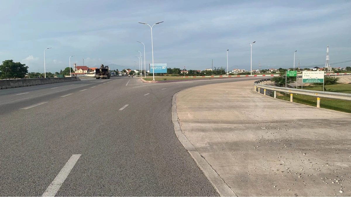 Bán đất lúa mặt tiền QL1A Nhà Bè 2919m2 - Ảnh thu nhỏ 3